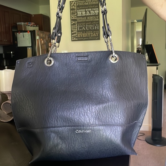 Calvin Klein hobo bag - Picture 5 of 6